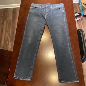 Mens Levi’s 541 size 34 x 32